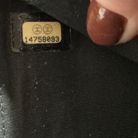 CHANEL Patent Quilted Brilliant Zipped Pocket Wallet Burgundy Black Authentic❤️ - Picture 5 of 11